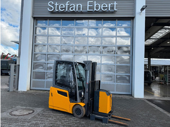 Electric forklift JUNGHEINRICH EFG