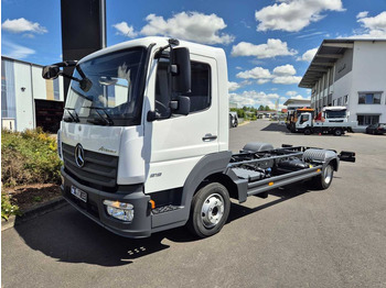 New Cab chassis truck Mercedes-Benz Atego 818 L Fahrgestell, 6 Stück vorhanden: picture 2