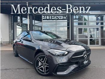 Sedan MERCEDES-BENZ