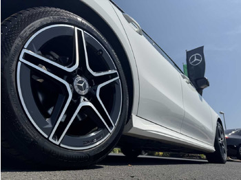 Station wagon Mercedes-Benz CLA 220d Shooting Brake AMG+Pano+Distr+AHK+uvm.: picture 5