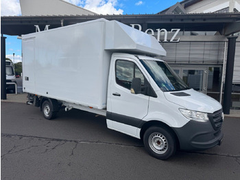 Box van MERCEDES-BENZ Sprinter 317