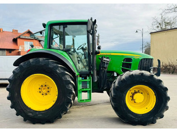 Farm tractor John Deere 7530: picture 4