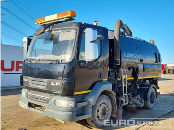 Road sweeper DAF LF 55 220