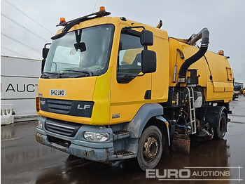 Road sweeper DAF LF 55 220