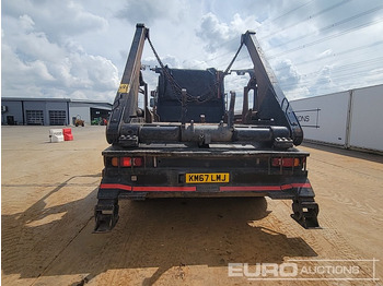 Skip loader truck 2017 Volvo FE280: picture 4