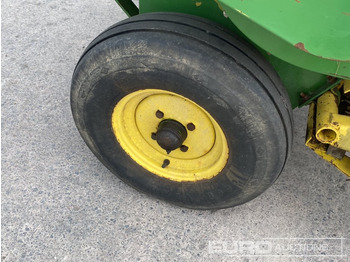 Agricultural machinery John Deere 456: picture 5