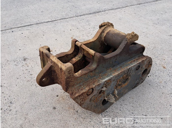 Quick coupler
