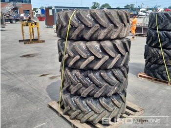 Tire JCB