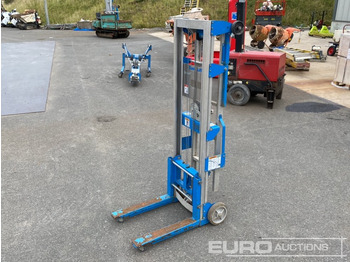 Material handling equipment GENIE