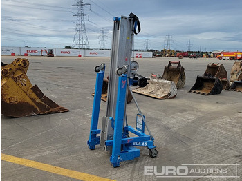 Material handling equipment GENIE
