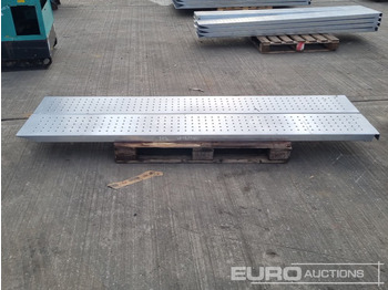 Construction equipment Unused 8' Aluminium Loading Ramp (2 of): picture 2