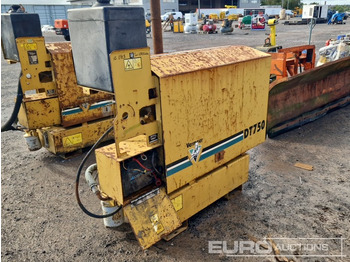 Construction equipment VERMEER