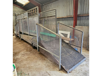 Livestock equipment