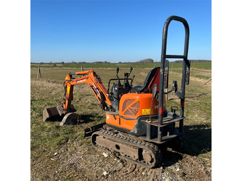 Mini excavator Hitachi ZX10U-2: picture 5