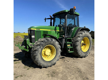 Farm tractor JOHN DEERE 7810