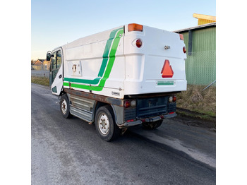Road sweeper Johnston CN 400: picture 3