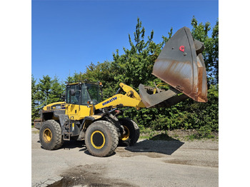 Wheel loader KOMATSU WA320-5