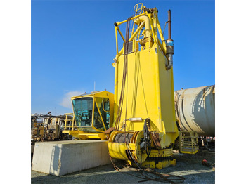 Port equipment LIEBHERR