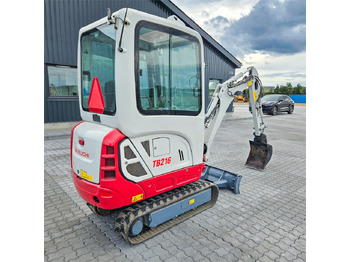 Mini excavator Takeuchi TB216: picture 4