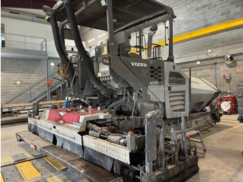 Asphalt paver Volvo P6820C: picture 3