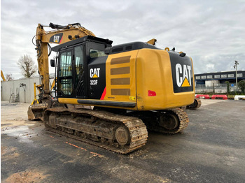 Crawler excavator CAT 323F: picture 3