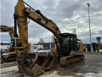 Crawler excavator CAT 323F: picture 2