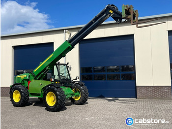 Agricultural machinery JOHN DEERE