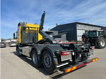 Hook lift truck Volvo FMX 510: picture 5