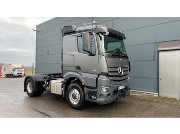 Tractor unit MERCEDES-BENZ Actros 1851