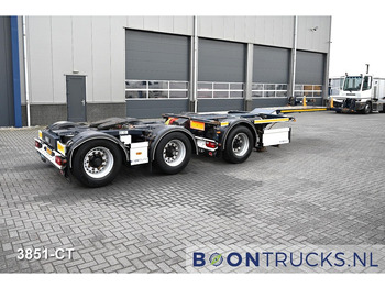 Container transporter/ Swap body semi-trailer D-TEC