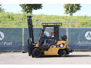 LPG forklift CATERPILLAR