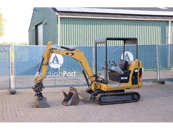 Mini excavator CATERPILLAR 301.8