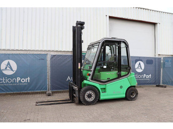 Electric forklift CESAB