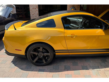 Sedan Ford Mustang GT Boss 302: picture 4