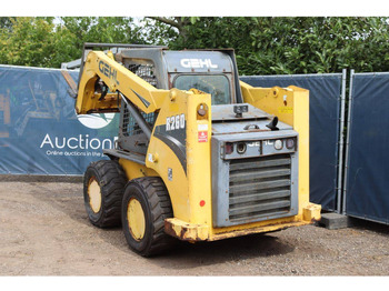 Wheel loader Gehl R260: picture 4