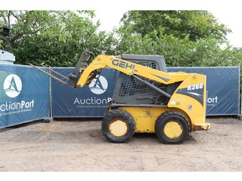 Wheel loader Gehl R260: picture 2