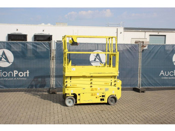 Scissor lift GENIE