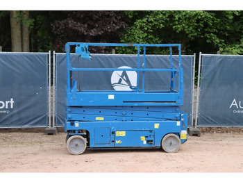 Scissor lift GENIE