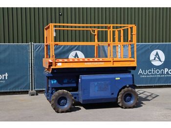Scissor lift GENIE