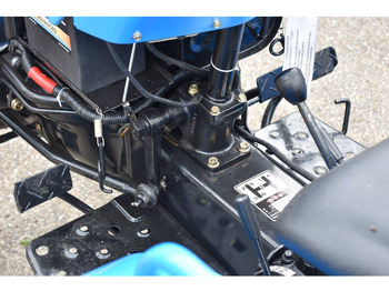Farm tractor Iseki Tx155F: picture 4