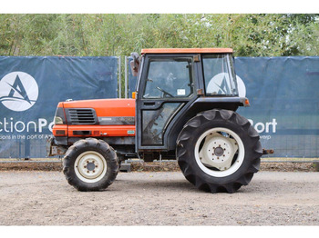 Farm tractor Kubota GL300: picture 2