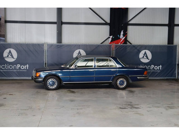 Sedan MERCEDES-BENZ