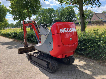 Mini excavator Neuson 1503RD: picture 4