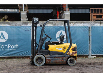 Electric forklift OM