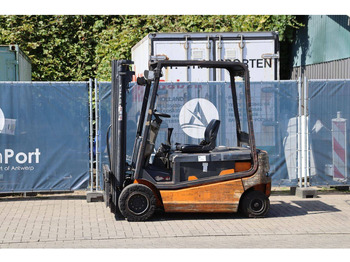 Electric forklift STILL R60