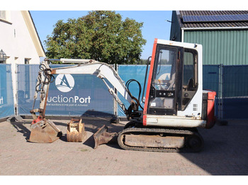 Crawler excavator Takeuchi TB025: picture 2
