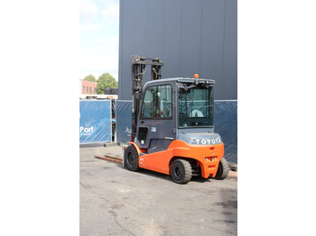 Electric forklift Toyota Triago 45: picture 4