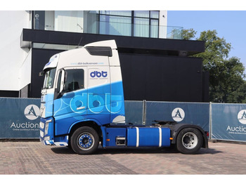Cab chassis truck VOLVO FH
