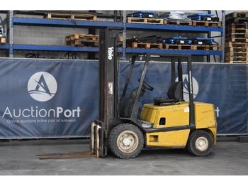 Diesel forklift Yale GDP30: picture 1