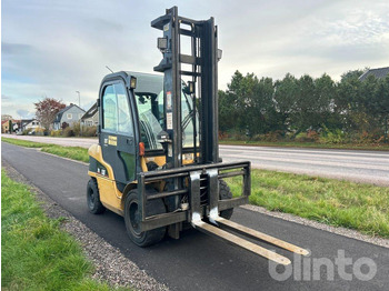 Diesel forklift Caterpillar DP30N: picture 4